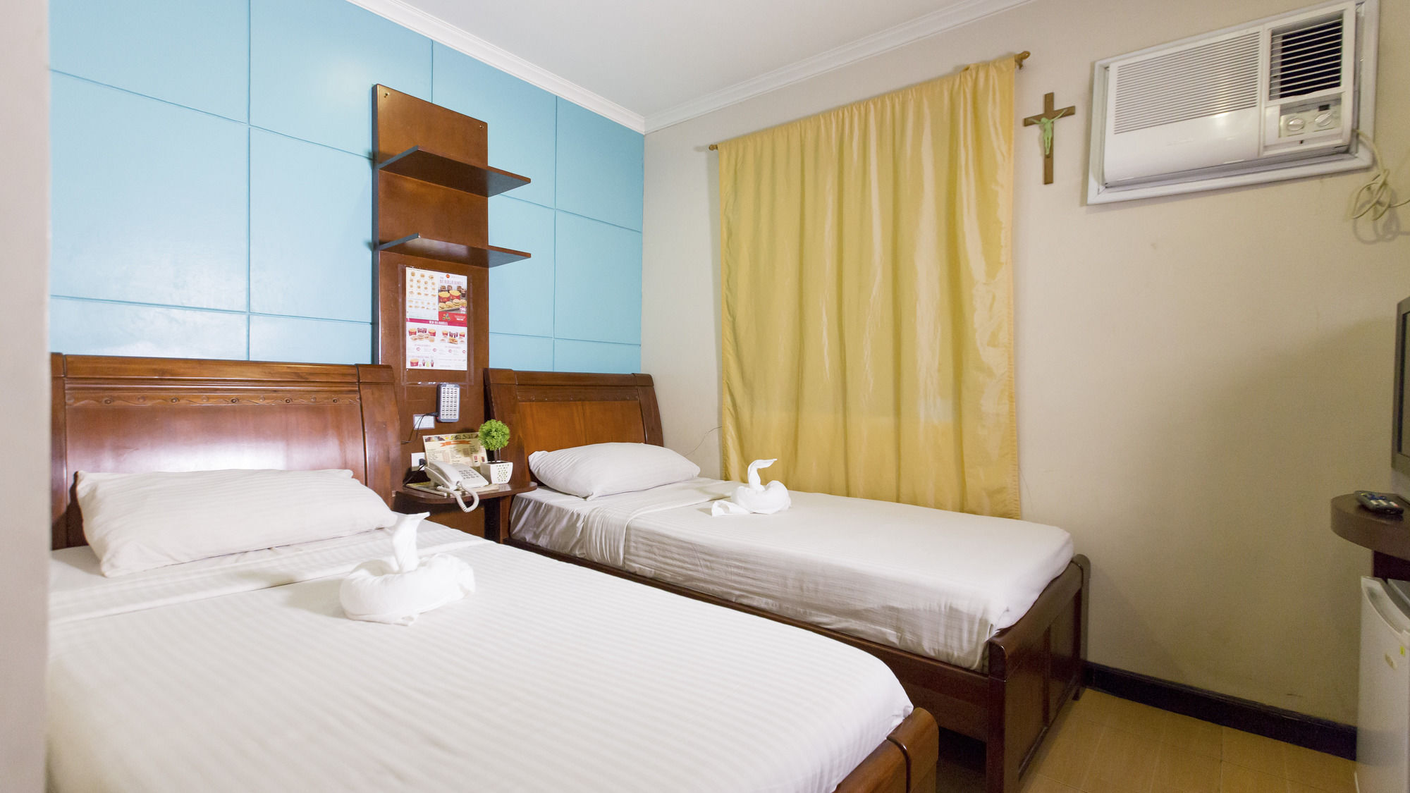 One Lourdes Dormitel Hotel Iloilo City Exterior photo