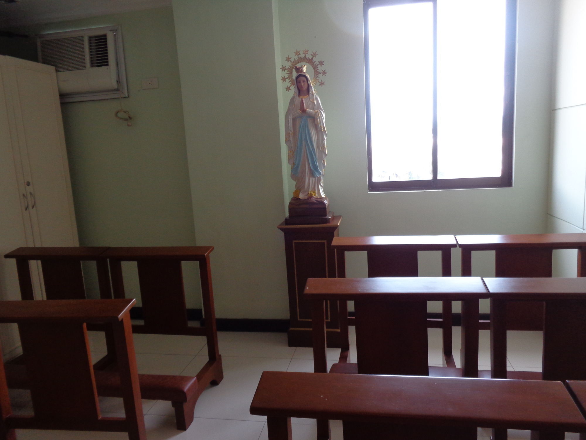One Lourdes Dormitel Hotel Iloilo City Exterior photo