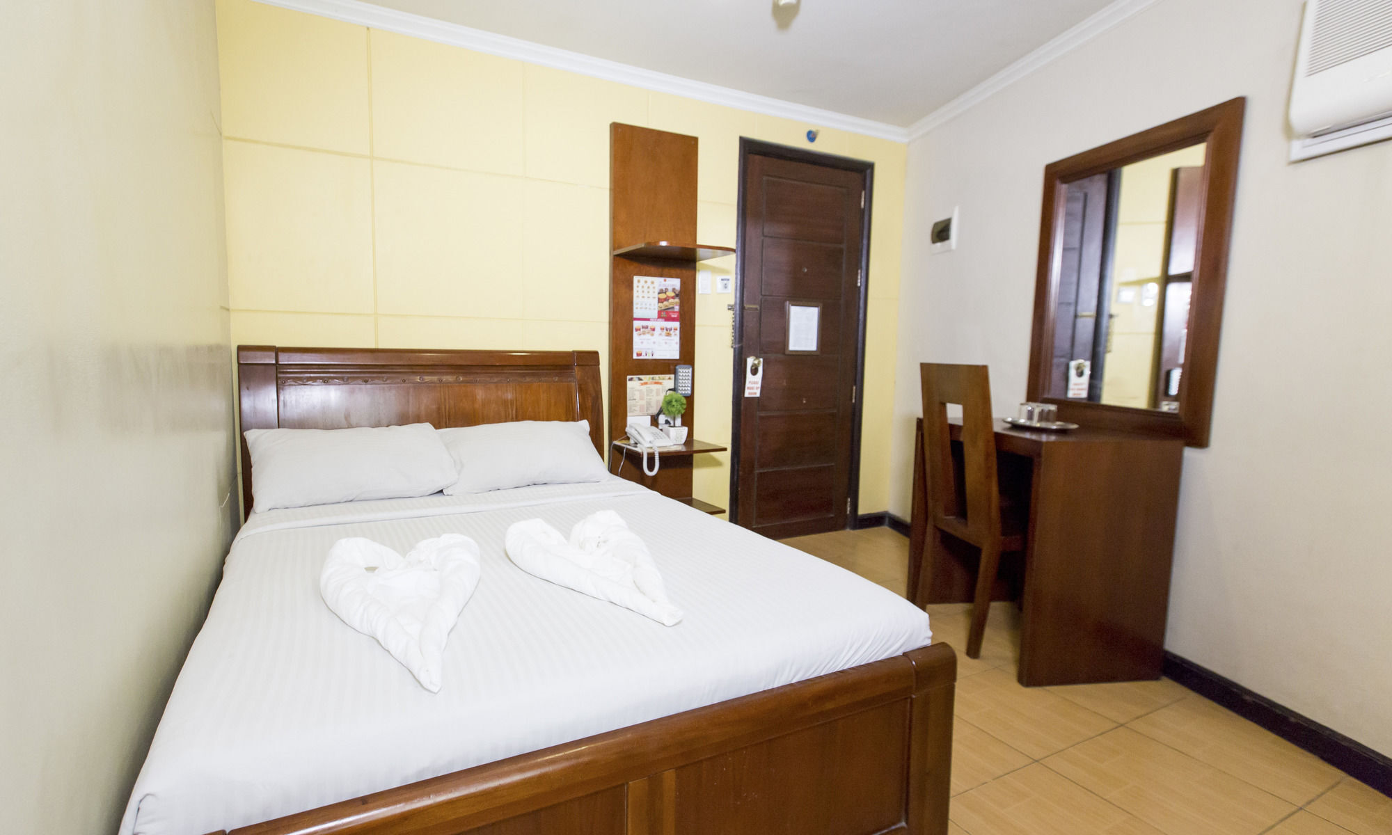 One Lourdes Dormitel Hotel Iloilo City Exterior photo